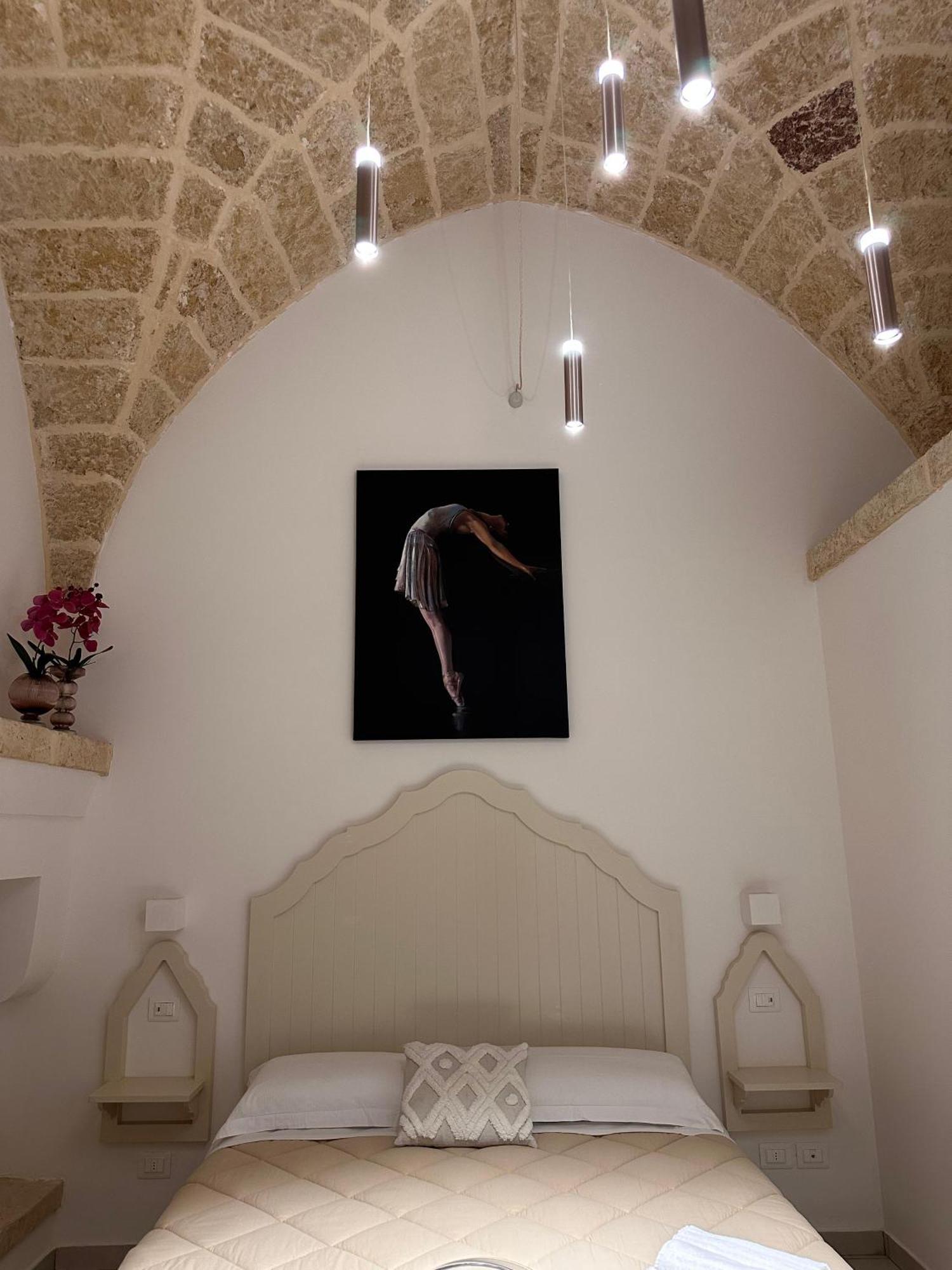 Palazzo Alma Luxury Rooms Казарано Экстерьер фото