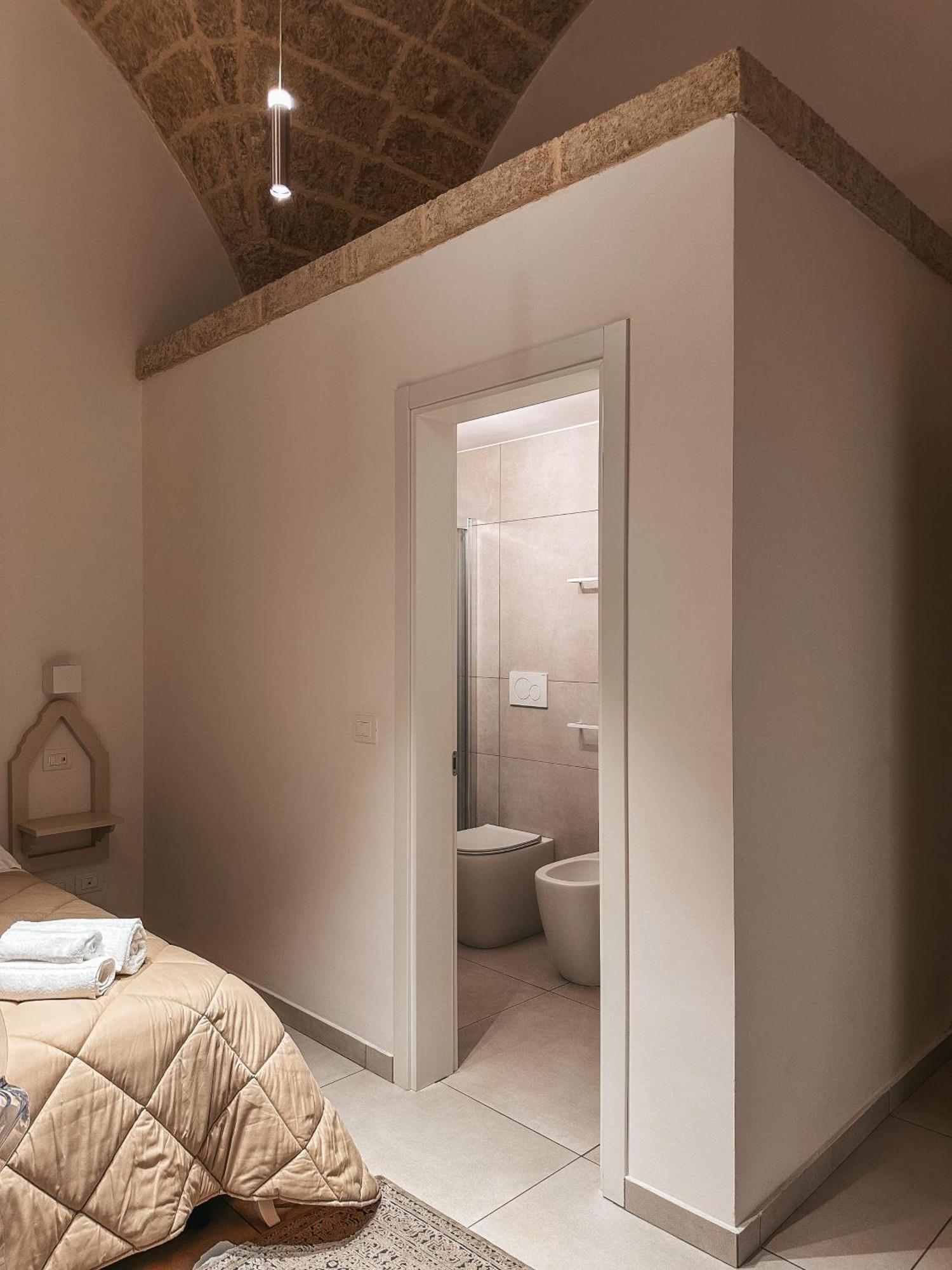 Palazzo Alma Luxury Rooms Казарано Экстерьер фото