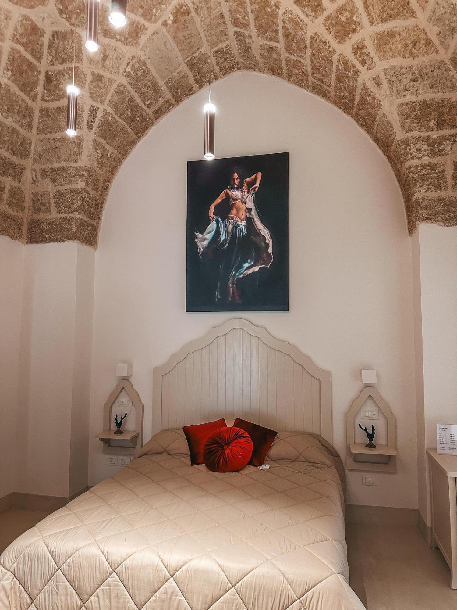 Palazzo Alma Luxury Rooms Казарано Экстерьер фото